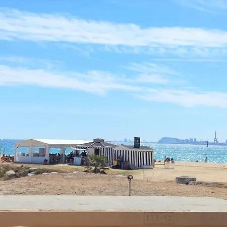 Marina Port & Beach-apartment *