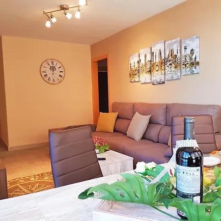 Marina Port & Beach-apartment Apartment *